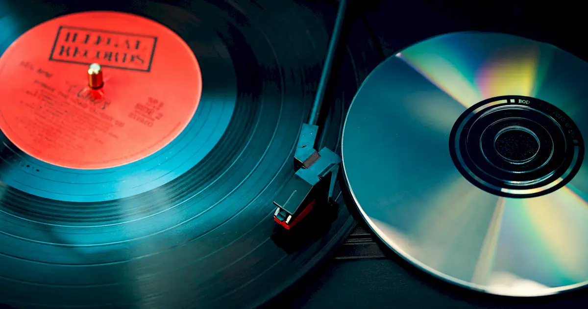 Mercado fonográfico registra alta nas vendas de vinil e CD